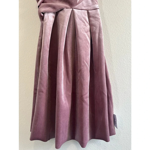 ASOS DESIGN velvet bare shoulder prom midi dress in rose pink size 6 - Picture 5 of 10